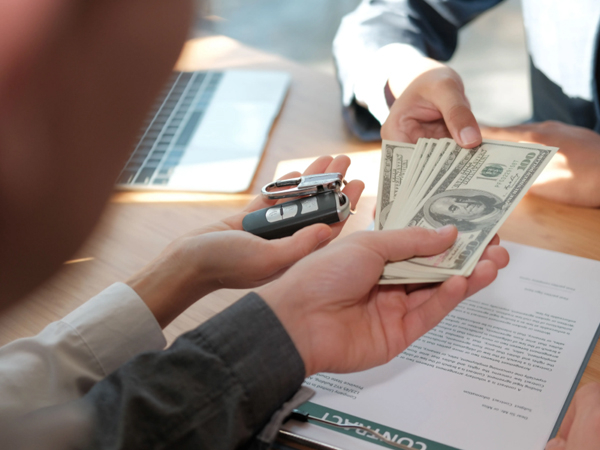 张家港讨债公司分享债务纠纷解决途径对比：诉讼与委托催收的成本收益分析